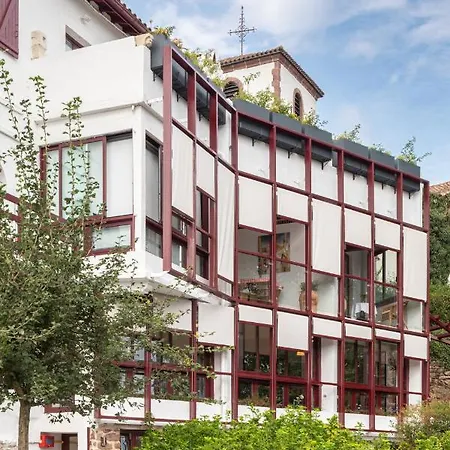 Hotel Hiribarren